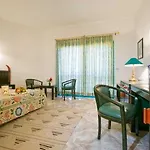Desert Inn