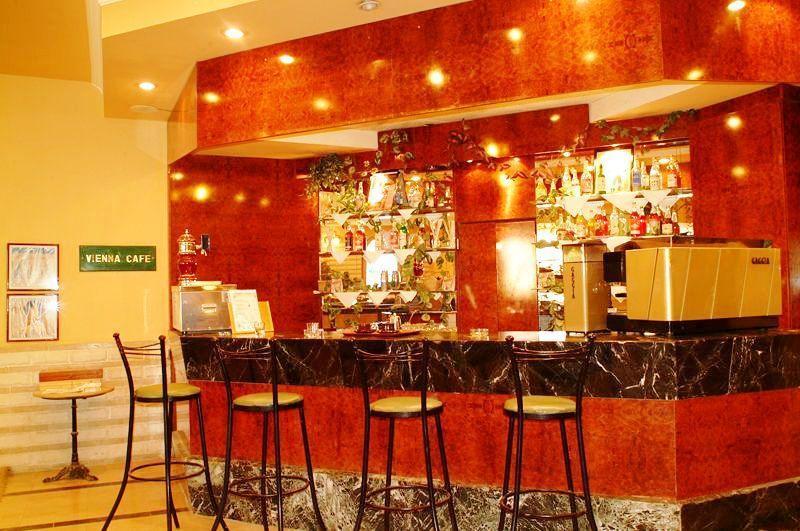 Desert Hotel 2*
